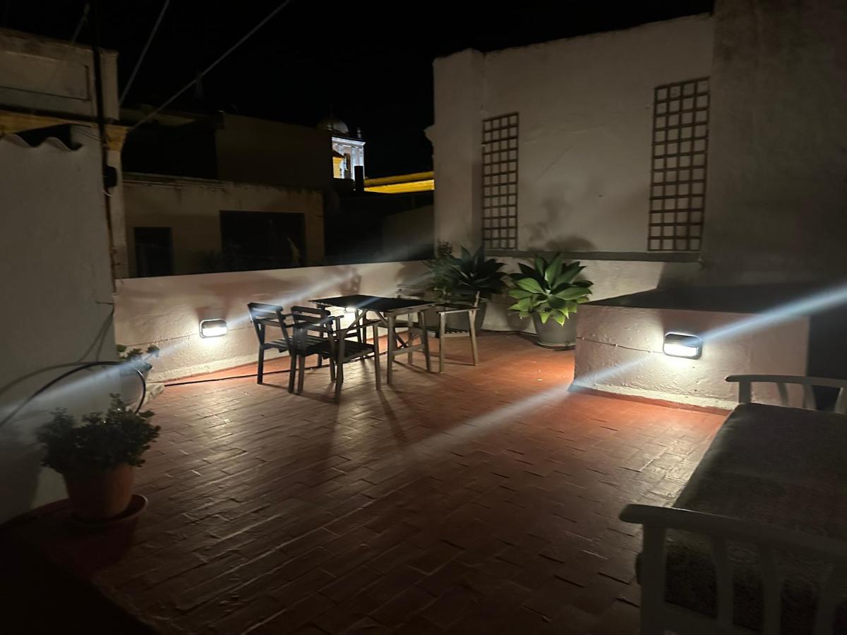 Apartment In Old Town With Roof Terrace And Fibre, Tarifa Exterior foto